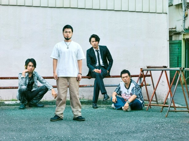 ドラマ「闇金ウシジマくん Season3」に出演する高田役・崎本大海、丑嶋役・山田孝之、 戌亥役・綾野剛、柄崎役・やべきょうすけ(写真左から)
