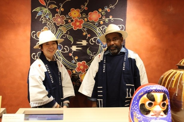 5階 フェニカのディレクター、北村恵子(写真左)、テリー・エリス(同右)