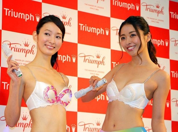 こちらの新作ブラは、「女性活躍推進法」の施行、政府が推進する「1億総活躍社会の実現」などで注目が高まる“女性がより活躍できる社会”に着目して作られた