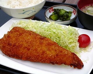 初夏の北海道で「ほっけフライ」に舌鼓み！