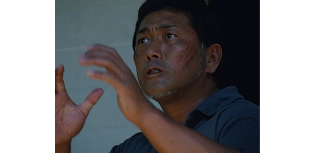 思わず身構える清原さん。実は顔の傷はドラのせいだった、というオチ