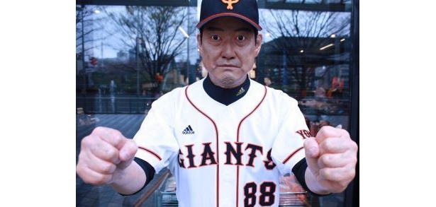 ちなみに、ちなみに、通常のユニフォーム着用時はこんな感じです