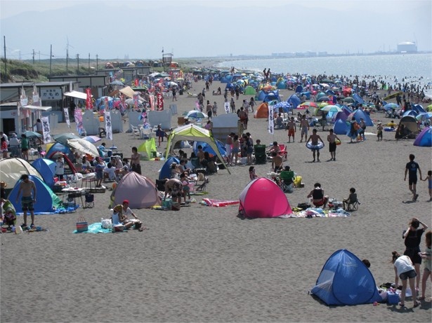 Wi-Fi環境も整備された快適な海水浴場「あそびーち石狩」
