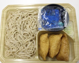 ローソン「ざるそば」の“ご当地つゆ”7種を食べ比べてみた