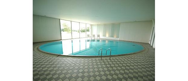プールは気分転換にぴったり(サンヒルズカントリークラブ)