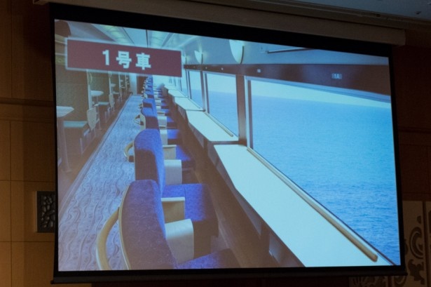 1号車は、海を見ながらのカウンターシートを用意