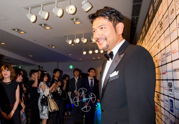 セレモニー終了後、SSFF ＆ ASIA 2016の魅力を報道陣に語る、別所哲也さん