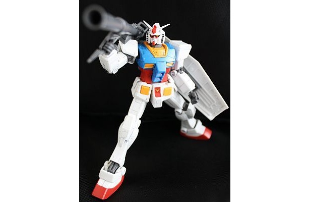 武器を持ち変えるだけでイメージがこんなに変わる！
