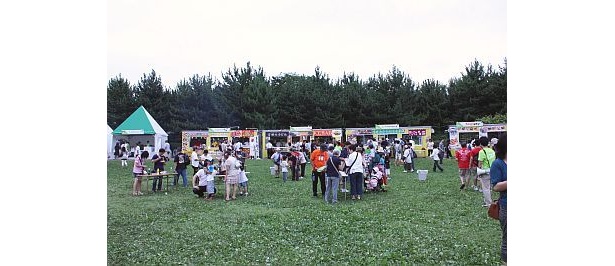 屋台も大盛況