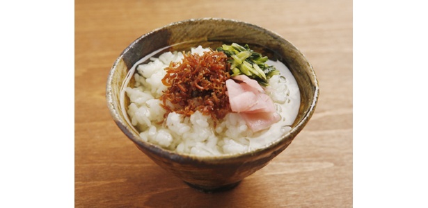 京都府からは「ちりめん山椒のぶぶ漬けまんま」。上品な京の味をご堪能あれ！