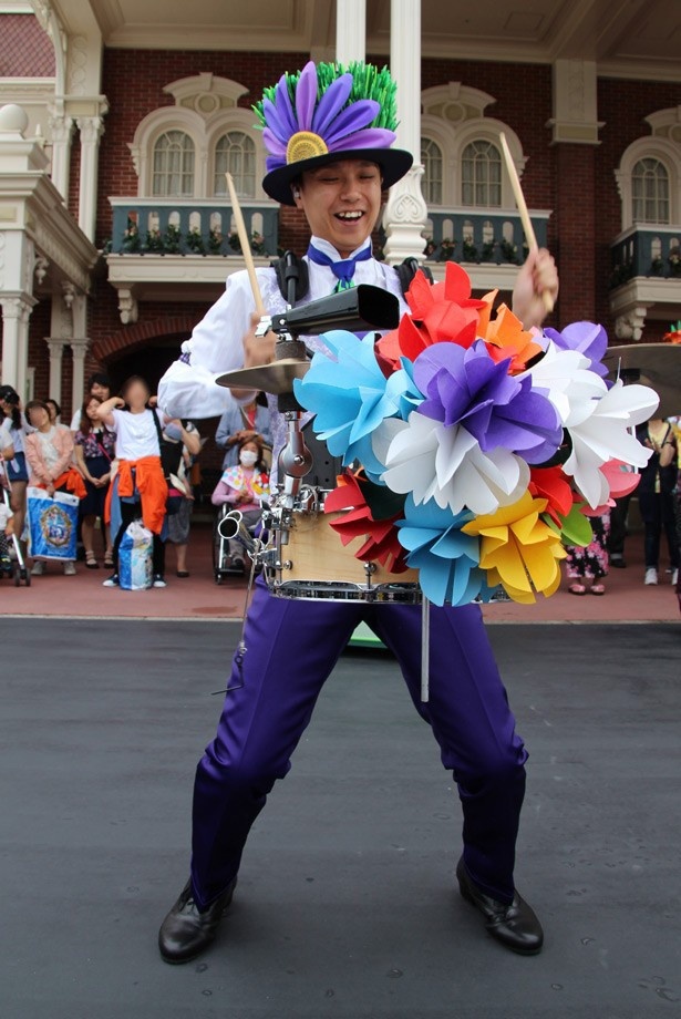 マーガレットの花が華やかに開花！/ウェルカムフラワーバンド