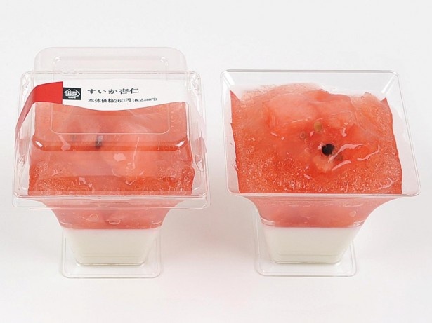 夏を代表するフルーツのスイカを贅沢に使用した「すいか＆杏仁」(280円)を7月5日(火)から発売