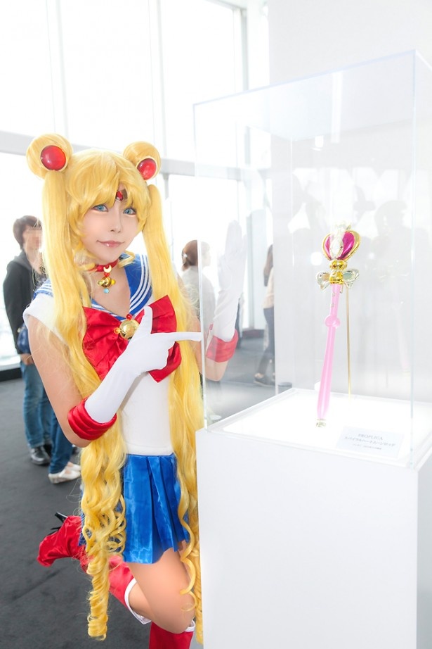 ガラスケース入りで、さまざまなレアアイテムを展示