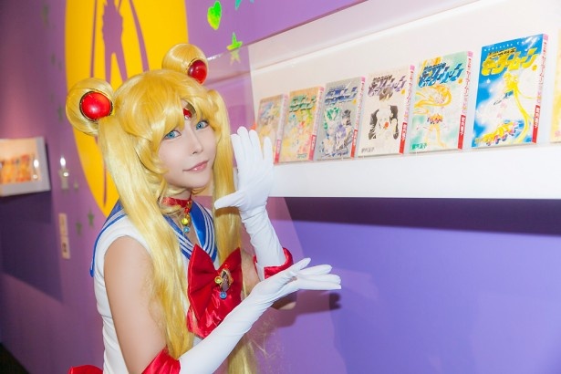 会場内にはコミックス全巻も展示