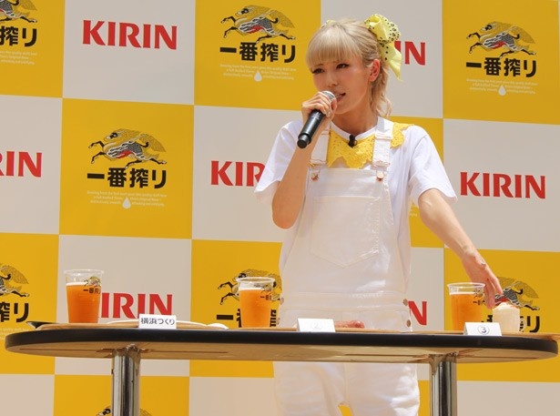 3番目のビールは「甘いものと合うビールですね」と、プリンとビールの相性の良さに驚いていた