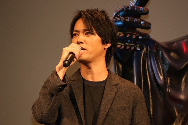 【写真を見る】桐谷健太が神木隆之介のモノマネを連発!