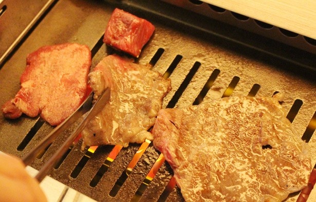 「ふたごのにく匣」は、細かくサシの入った上質な希少部位を使用
