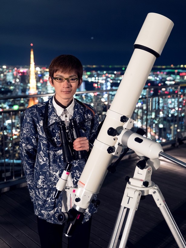 東京シティビューの天文イベントで解説を担当する、“星のソムリエ”泉水朋寛氏