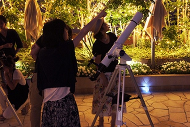アトレ恵比寿の天体観測イベントでは、普段なかなか触れることのできない、高性能な天体望遠鏡を使用
