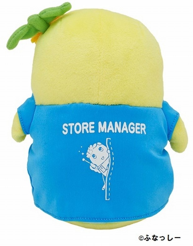 バックに“STORE MANAGER”とプリントされている