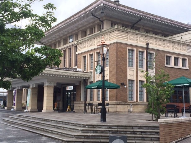 Jr奈良駅旧駅舎にスタバ開店 歴史と自然が息づく空間 ウォーカープラス