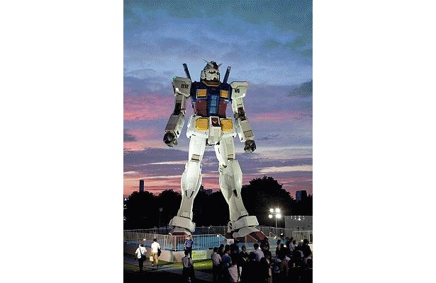 ライトアップもカッコイイ