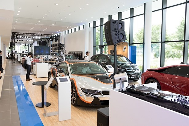 BMWの最新モデルがズラリと並ぶ