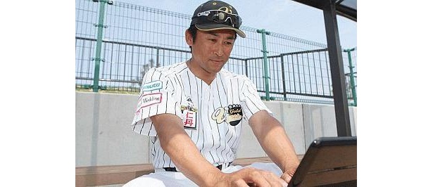【こんなことができる！】監督とメールのやり取りも！