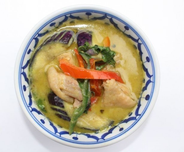 タイ料理と世界のビールが勢揃い！
