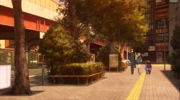 ハルユキが幼なじみのタクム、チユリと帰宅するシーンで｢高円寺陸橋交差点｣の周辺が描かれている