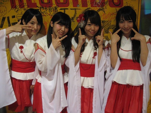 「KRD8」の左からエミリー・しょーな・さっぴ・まいまい