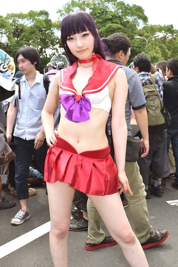 「美少女戦士セーラームーン」のセーラーマーズに扮する猫瀬みくるさん