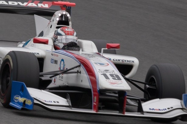 コーナーの通過速度はF1を超えるという