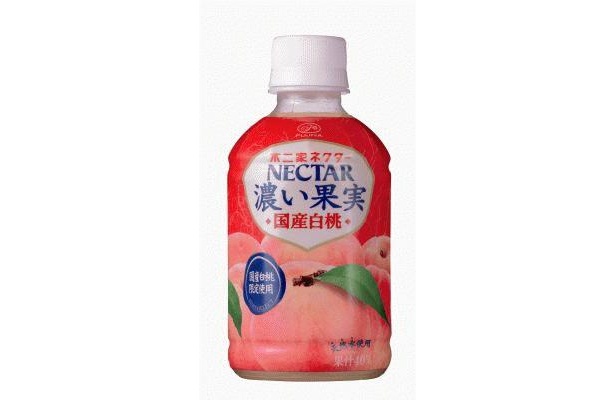 国産の白桃を丸ごと裏ごししたピューレーを40％も使った、贅沢なネクター「ネクター濃い果実 白桃」