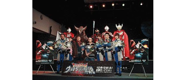 映画は12/12（土）に全国ロードショー！