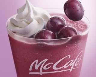 マックから秋の味覚“ブドウ”を使ったスムージー登場