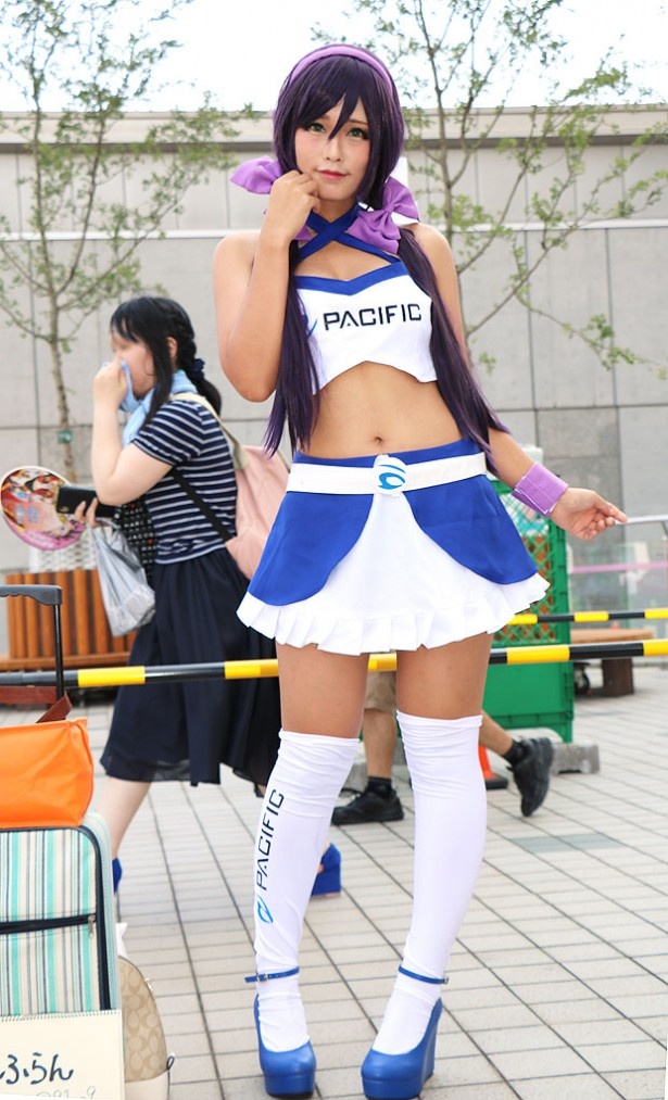 「ラブライブ！」の東條希に扮する立花ふらんさん