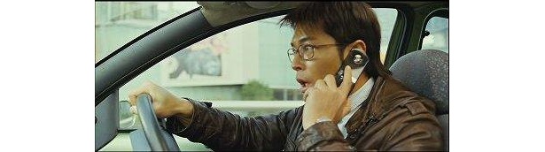 『コネクテッド』の主演は『エレクション』(05)のルイス・クー