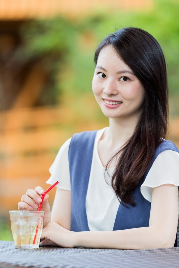 榊原莉奈さんは2014年のミス白百合女子大学に選ばれた才女。現在キャンパスクイーンとして活動中