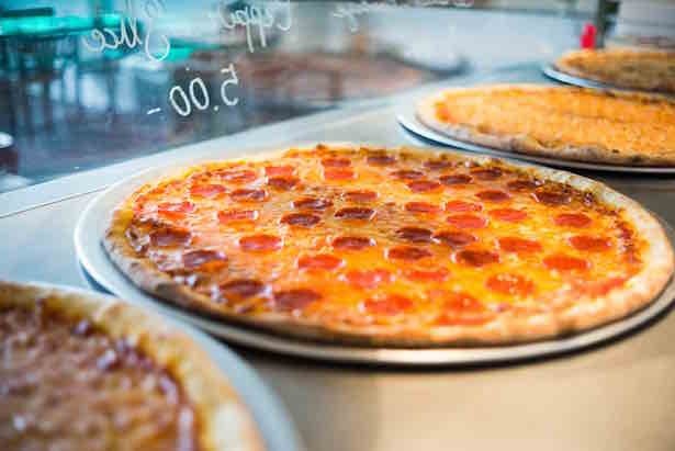 「PIZZA SLICE」がコロナのためだけに開発したオリジナルピザはまさに絶品