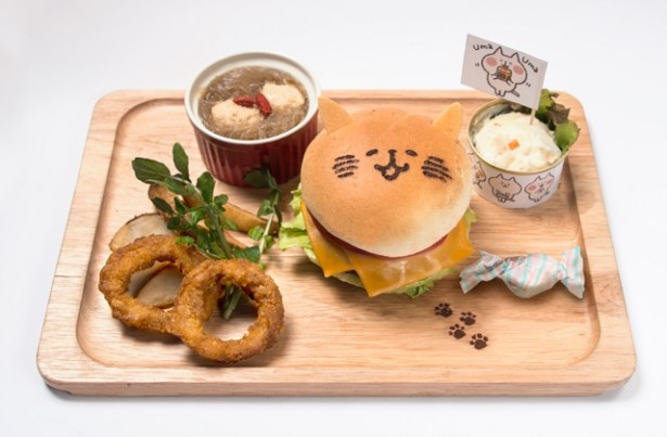 「選べる！いろいろ食べたい猫たちのよくばりプレート」(税抜き1680円)。写真は和牛100％パテを使ったハンバーガー