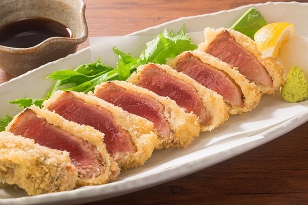 「レアかつおカツ」(税抜780円)など、秋の味覚が登場