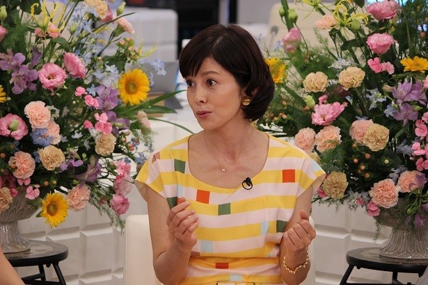 【写真を見る】1988年から28年間に渡ってリッツのCMに出演した沢口さん