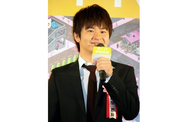 「仕事でも、（春日さんを）助ける役なので、助役はぴったりです」と、自称“公務員芸人”の若林さん