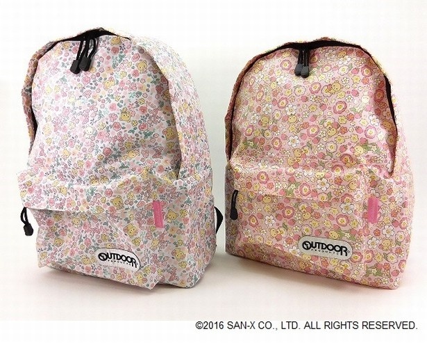 「コリラックマ×アウトドア デイパック」(2種類、各税抜7800円)は小花柄とストロベリーフラワー柄の2種類を用意