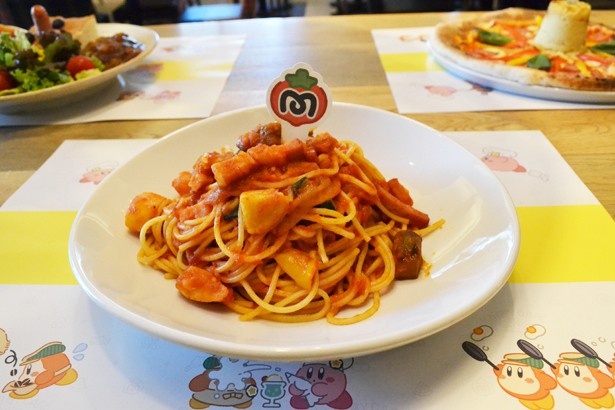 「マキシムトマトの全回復パスタ」(税抜1480円)は、新鮮なトマトをベースにした、夏野菜たっぷりの温製トマトソースパスタ