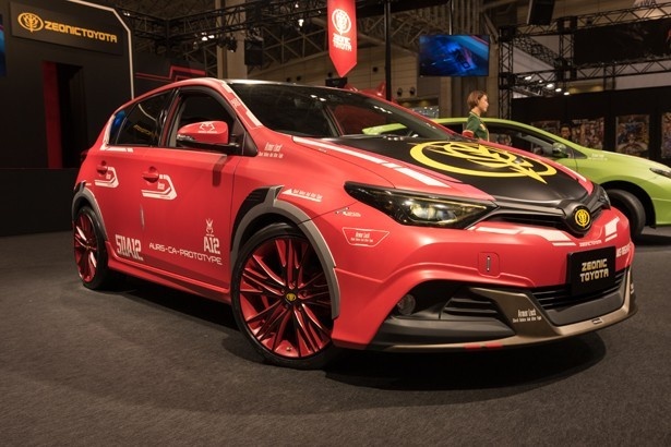 【写真を見る】「キャラホビ2015」で発表された“シャア専用車”(写真はコンセプトモデル)