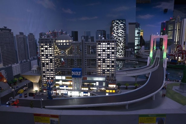「レゴランド・ディスカバリー・センター東京」にある、東京の街並みを再現したジオラマ。160万個以上のレゴブロックが使われている