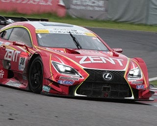 レクサスがSUPER GT第6戦「鈴鹿1000km」を制し今季初勝利！