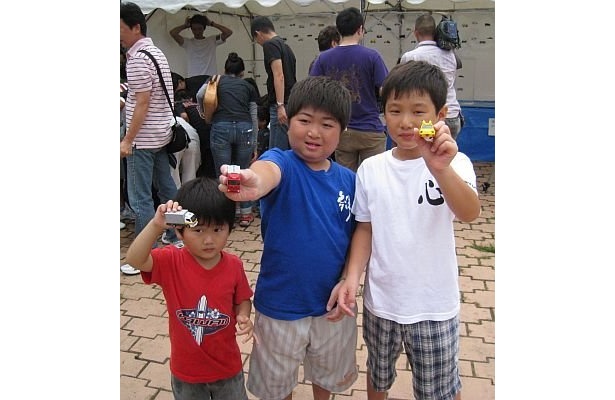 1時間をかけてミニカーをゲットした子も…